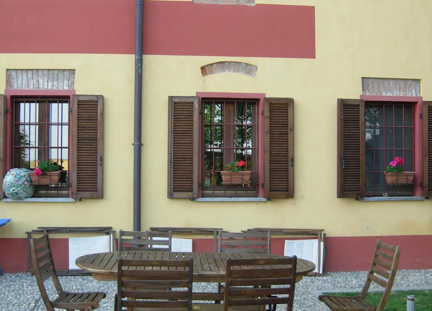 B&B Il Pioppo E La Fonte Castello d'Agogna Bed & Breakfast